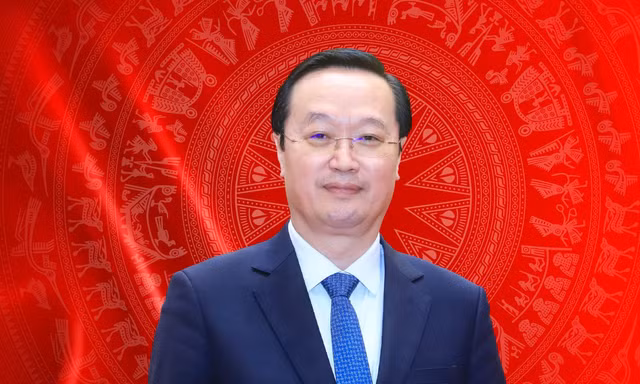 [Đồ họa] Chân dung tân Phó Bí thư Thành ủy Hà Nội Nguyễn Đức Trung