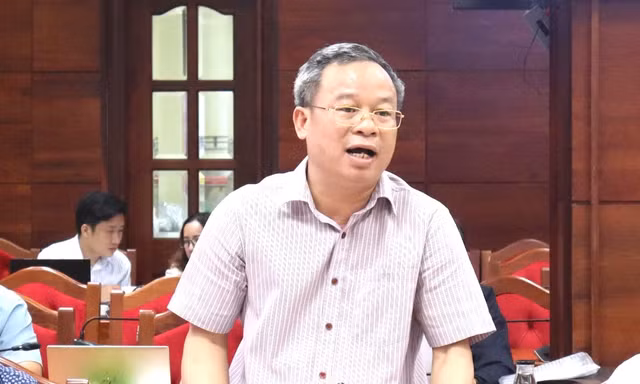 Miễn nhiệm một Phó giám đốc Ban quản lý dự án nhiều lần nhận tiền nhà đầu tư