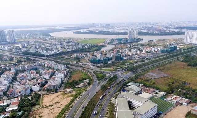 Ngân hàng ồ ạt rao bán, phát mãi nhà đất dịp cuối năm