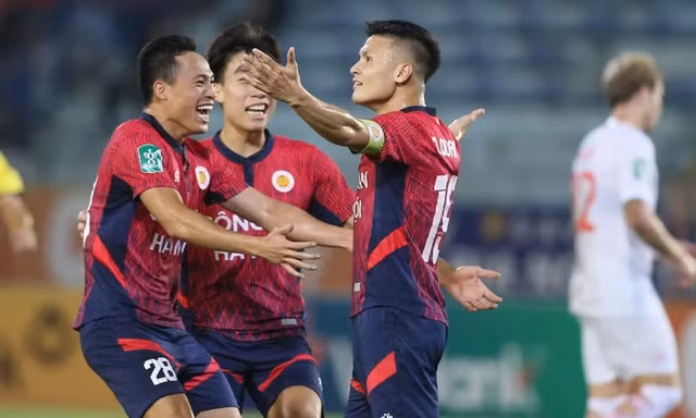 Nhận định Công an Hà Nội vs Công an TPHCM, 19h15 ngày 27/10: Derby vì Tốp 2