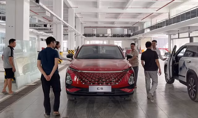 Ô tô Trung Quốc không ngừng giảm giá ở thị trường Việt Nam