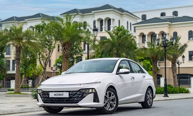 Điểm sáng sedan hạng B trước xu hướng chuộng xe gầm cao ở Việt Nam