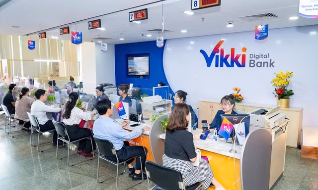 'Sức khỏe' 4 ngân hàng sau gần 1 năm 'cấp cứu' 