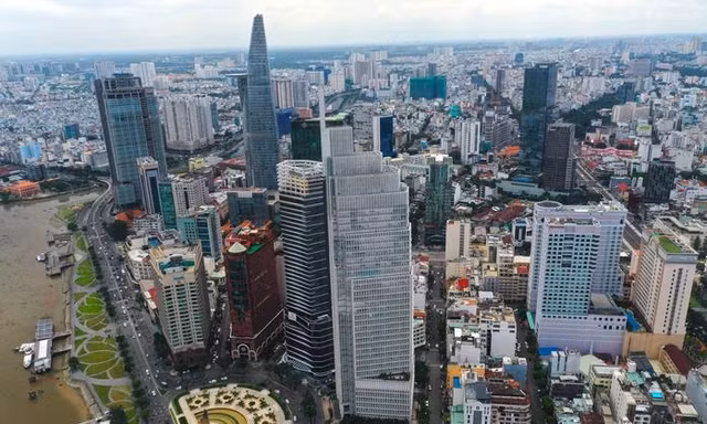 Trang chuẩn bị kỹ càng trước mỗi buổi thuyết trình cho cuộc thi nghiên cứu.