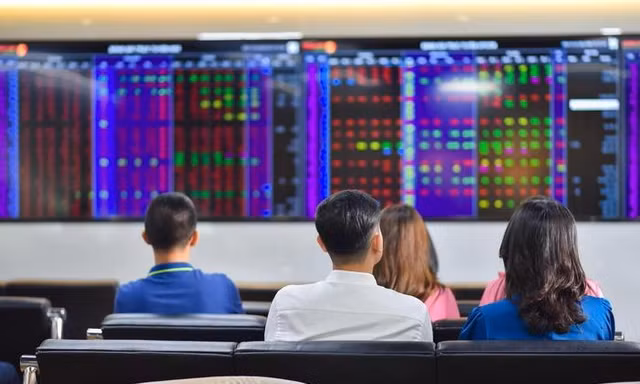 VN-Index tăng dù phần lớn cổ phiếu giảm giá