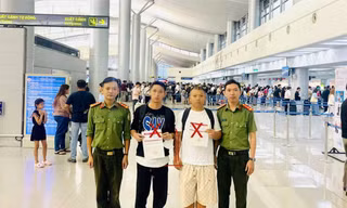 Trục xuất 2 người nước ngoài nhập cảnh trái phép