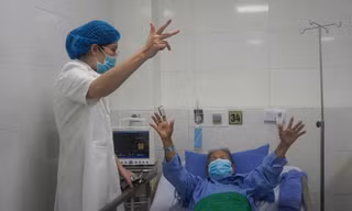 Cần Thơ: Can thiệp phình mạch não cho bệnh nhân U90