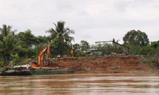 Năm 2025, Vĩnh Long xảy ra gần 140 điểm sạt lở, thiệt hại hơn 25 tỷ đồng