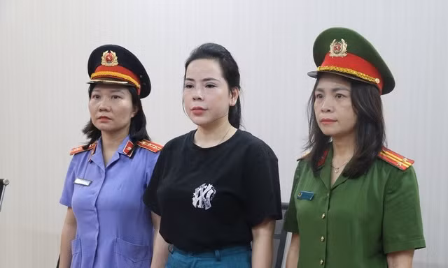 Bắt đối tượng giả danh khám bệnh miễn phí để bán 'thuốc đặc trị' giá cao