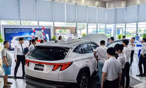 Thị trường ô tô Việt khởi sắc