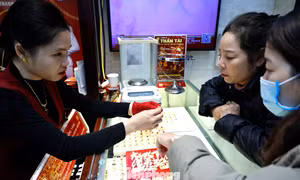 Đầu tư vàng lãi hơn bất động sản, chứng khoán?