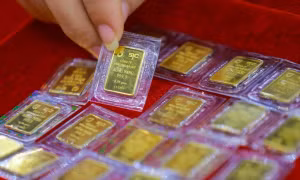 Giá vàng giảm mạnh