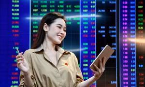 Chứng khoán lấy lại mốc 1.700 điểm, tiền vào DGC tăng vọt