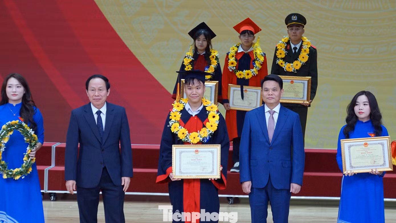 tp-bieu-duong3.jpg