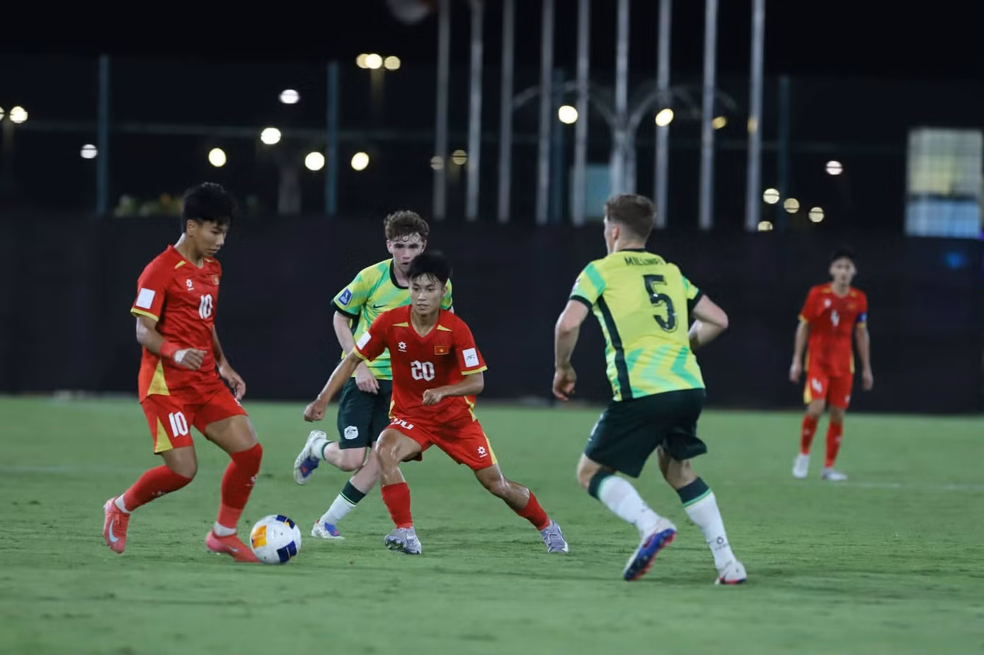 u17-viet-nam-vs-u17-australia-5.jpg