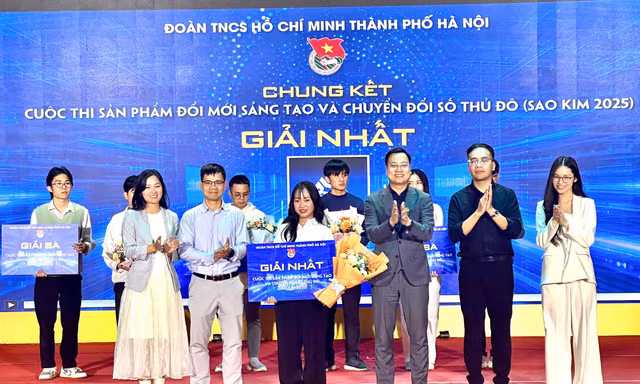 Sinh viên Đại học Kinh tế TPHCM giành giải Nhất cuộc thi Sao Kim 2025