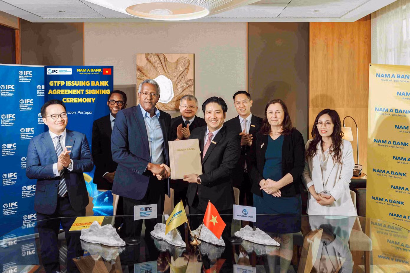 hinh-ifc-22.jpg