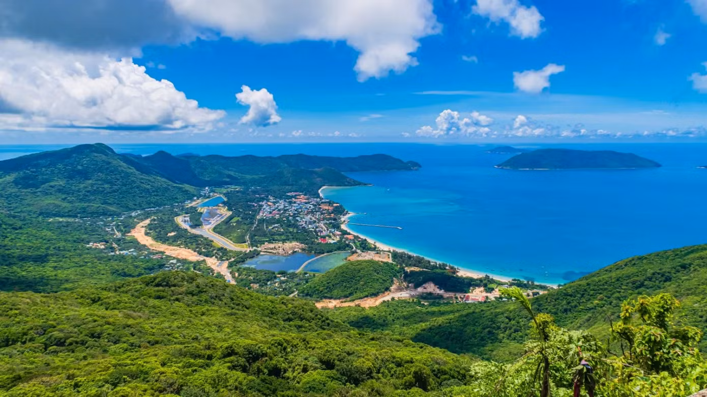 3-nhu-cau-toi-cac-diem-den-co-tinh-trai-nghiem-tam-linh-va-du-lich-cao-nhu-con-dao-trong-mua-he-nay-ngay-cang-co-xu-huong-gia-tang.jpg