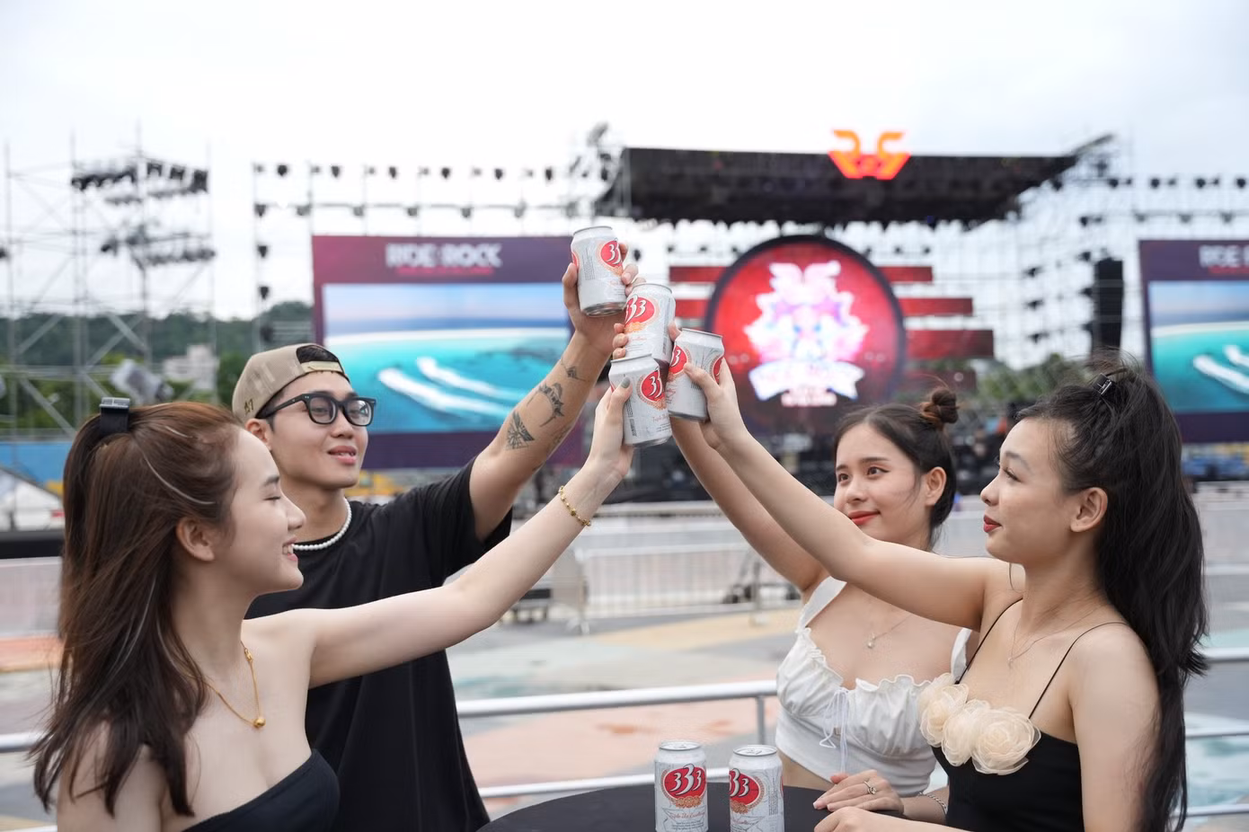 nhieu-nguoi-tieu-dung-genz-tai-viet-nam-uu-tien-lua-chon-nhung-thuong-hieu-noi-dia-phan-anh-duoc-gia-tri-van-hoa-dia-phuong.jpg