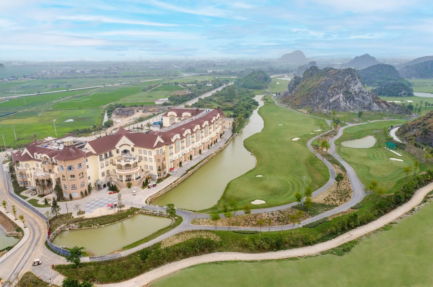 02-to-hop-legend-valley-country-club.jpg