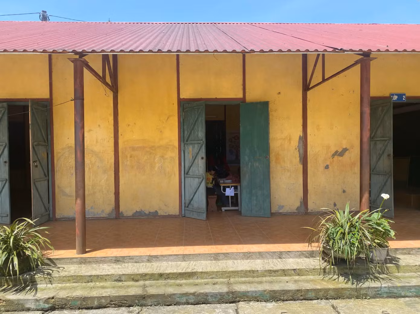image005.png