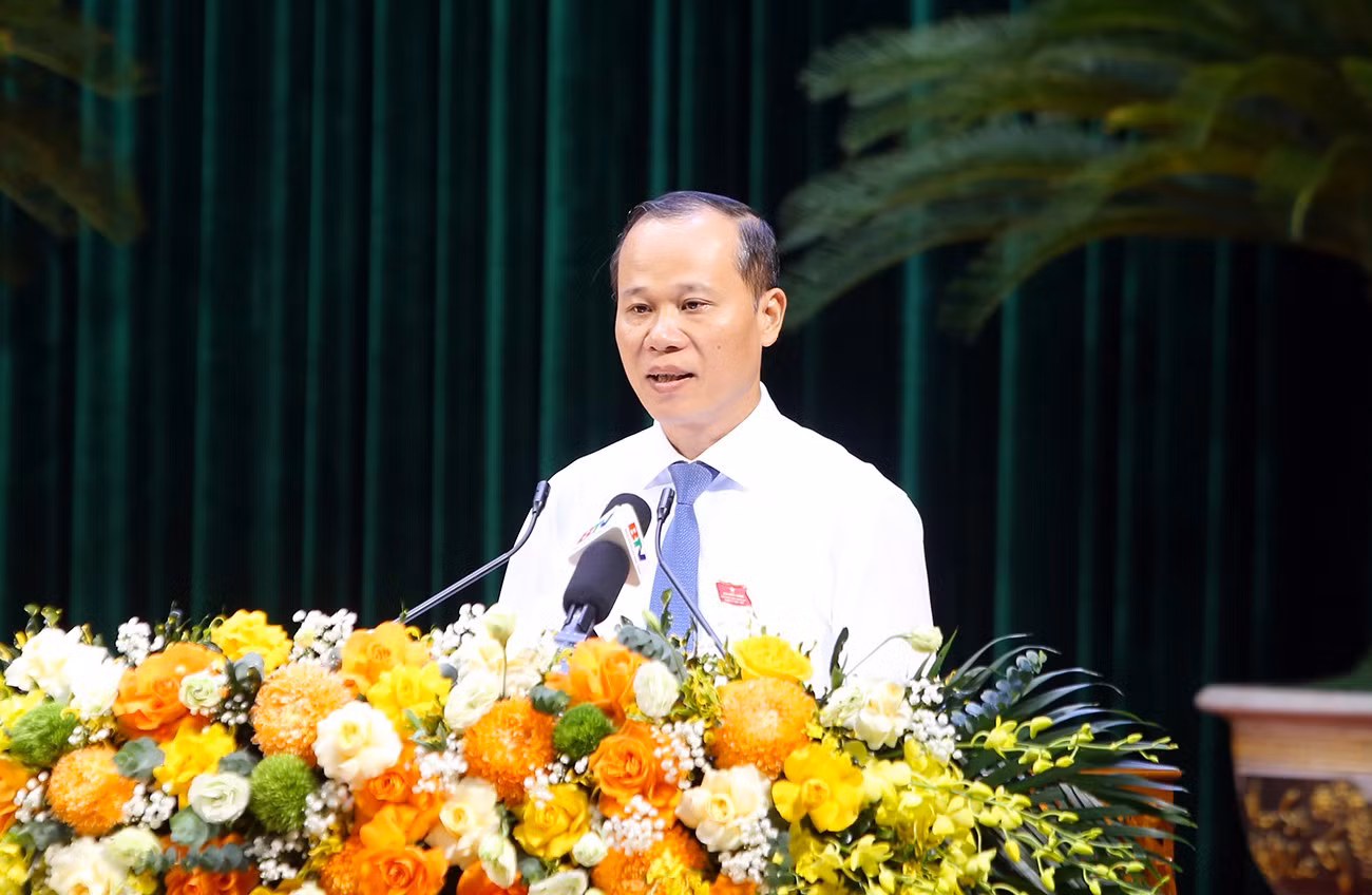 anh-hoi-dong-3.jpg