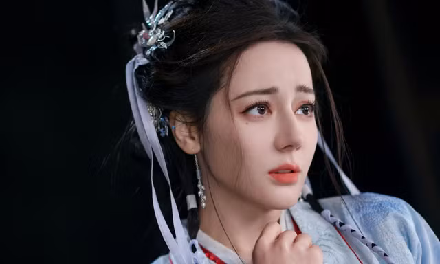 Tình thế tuyệt vọng của Địch Lệ Nhiệt Ba