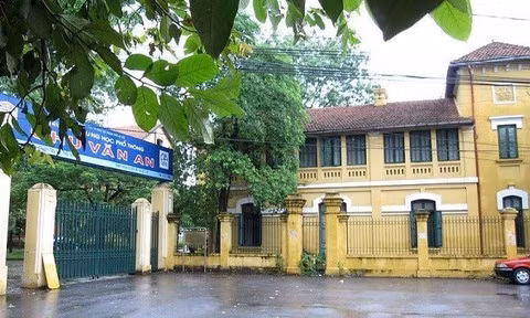 Đưa trường chuyên Hà Nội - Amsterdam và Chu Văn An tiệm cận chuẩn quốc tế