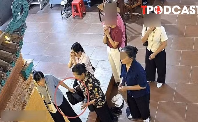 NÓNG 14/9: Công an xác minh vụ nghi dàn cảnh móc túi tại đền Phấn Động ở Bắc Ninh