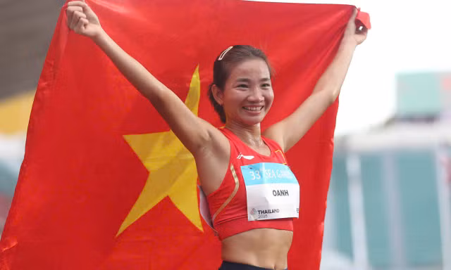 Những chia sẻ đầy cảm xúc của cô gái vàng Nguyễn Thị Oanh khi thiết lập kỷ lục 15 HCV SEA Games