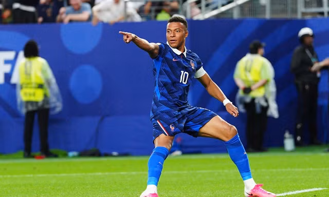 Liệu Mbappe có xô đổ được kỷ lục của Messi ngay World Cup này?
