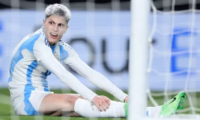 Argentina chốt danh sách World Cup 2026: Garnacho cùng nhiều sao trẻ bị gạch tên