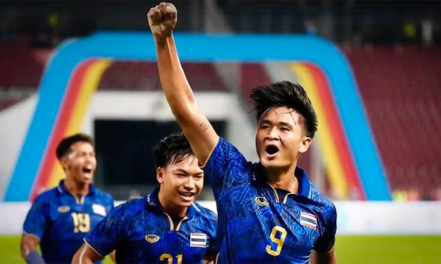 CLB 'quay xe', U23 Thái Lan mất vua sút phạt Yotsakorn tại U23 châu Á