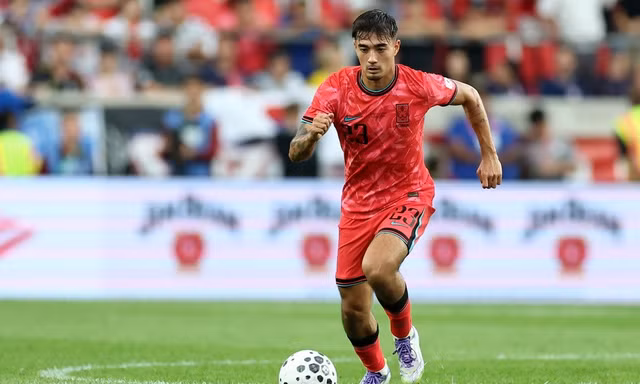 Lần đầu tiên tuyển Hàn Quốc có cầu thủ mang dòng máu ngoại dự World Cup
