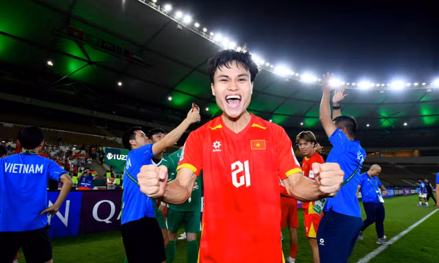 Chuyện chưa kể về Phạm Minh Phúc, chàng trai nhỏ bé mang nghị lực phi thường của U23 Việt Nam