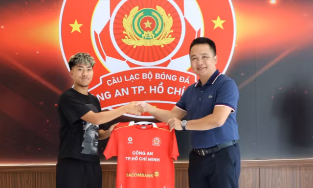 Cầu thủ Việt kiều Khoa Ngo chính thức gia nhập V.League