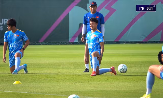 Nụ cười đã trở lại trong buổi tập cuối cùng của U23 Việt Nam tại Saudi Arabia