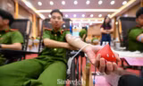 Hiến máu tình nguyện – việc làm đẹp trong ngày ý nghĩa của tuổi trẻ