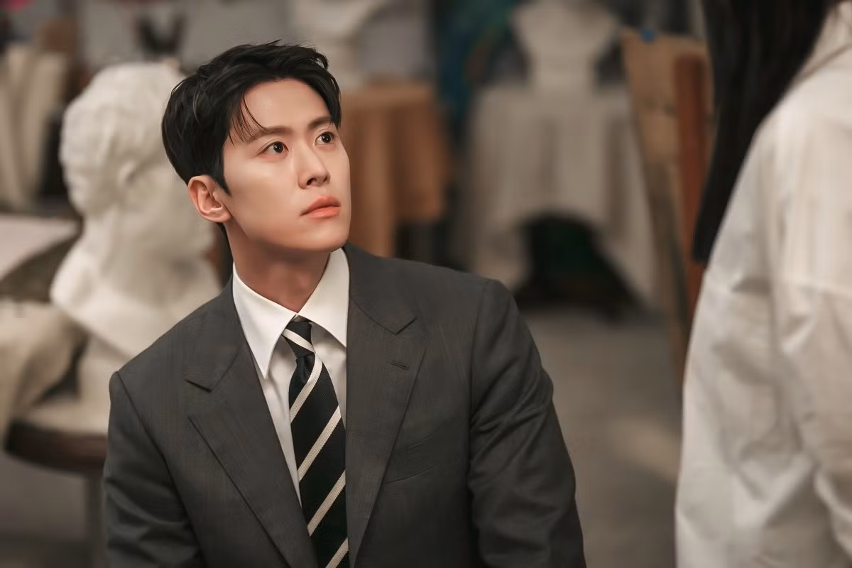 gong-myoung.jpg