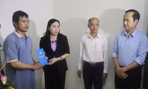 Hai phụ nữ bị sét đánh tử vong ở Ninh Bình