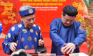 Tận thấy màn khai ấn Lý triều ở đền Voi Phục 