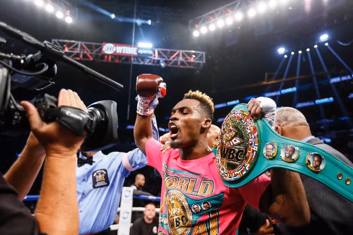 Knock-out đối thủ sau 3 phút, Jermell bảo vệ thành công đai WBC