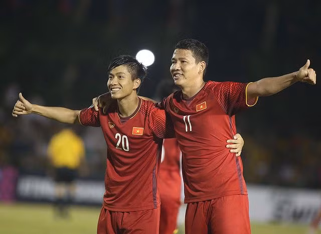 BLV Vũ Quang Huy: 'Tuyển Việt Nam vừa hay lại vừa may'