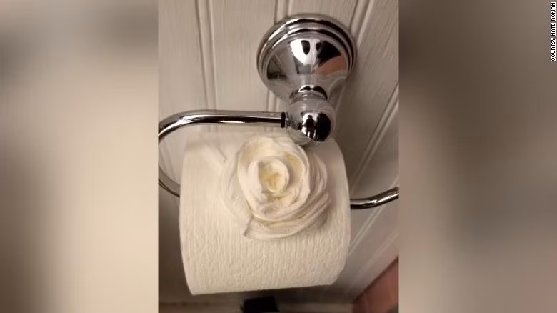 Lạ lùng trộm đột nhập, lau dọn các phòng rồi bỏ đi