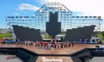 Sân khấu chữ Y của concert Thanh xuân nhìn từ trên cao 