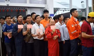 Cử tri 3 phường ở TPHCM đi bầu cử sớm