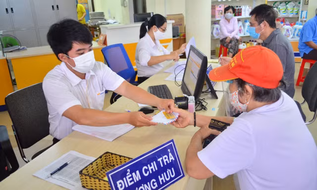 Mở rộng nguồn tích lũy cải cách tiền lương để điều chỉnh lương hưu, trợ cấp