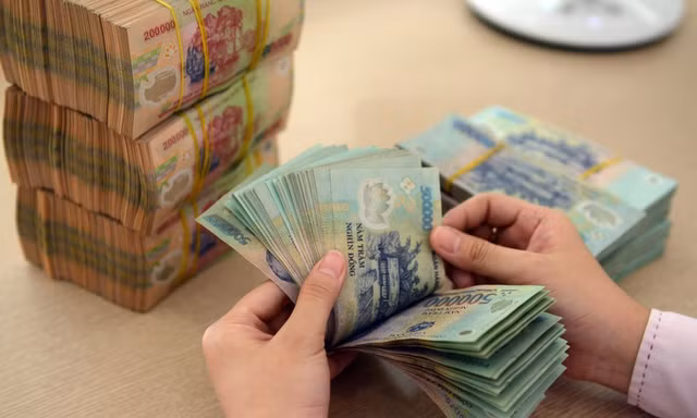 Đề xuất tăng lương tối thiểu vùng mức cao nhất 9,8% từ năm 2027
