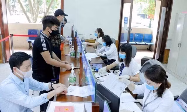Bộ Nội vụ hướng dẫn thực hiện chế độ phụ cấp khu vực với cán bộ, công chức