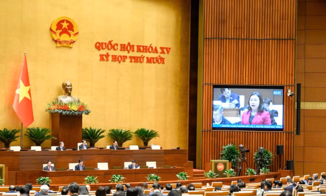 Quốc hội dành cả ngày thảo luận về các chính sách liên quan đến lĩnh vực giáo dục